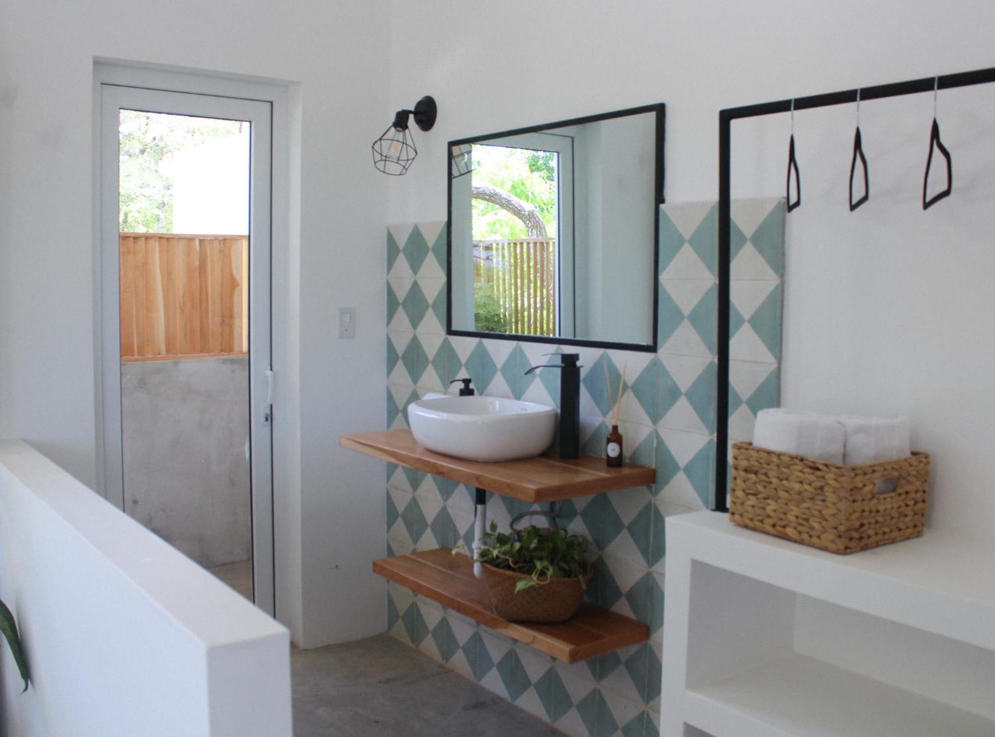 Waves & Wifi - Coworking & Coliving Space In Popoyo Salinas 외부 사진